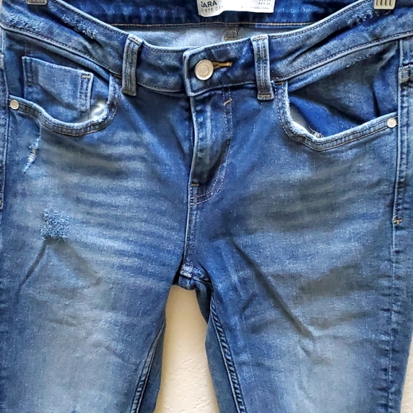 Zara Basic Z1975 Distressed Mid Rise Skinny Jeans Size 4 - Picture 3 of 9